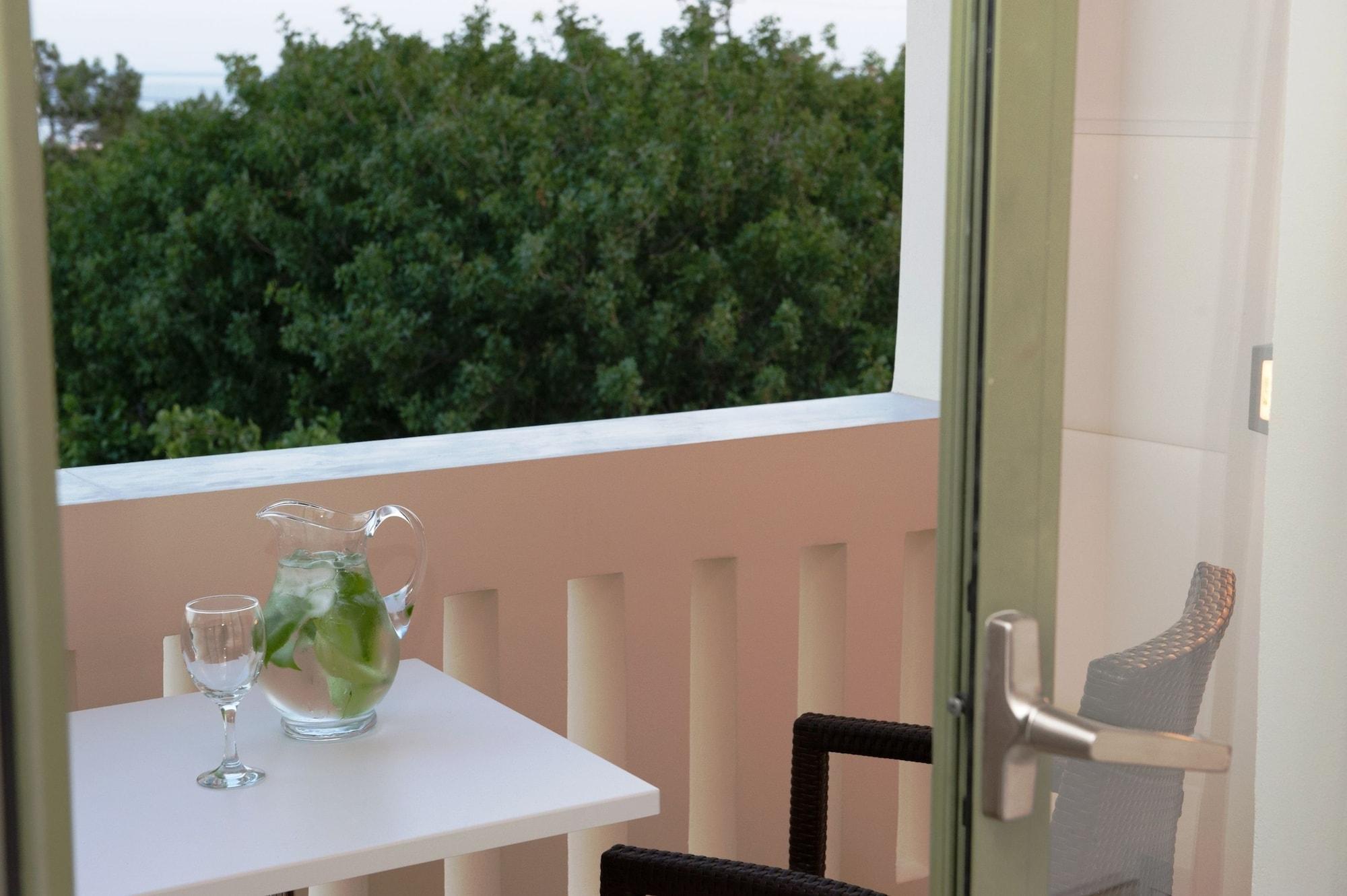 Aphrodite Hotel&Suites Marathókampos Exteriér fotografie